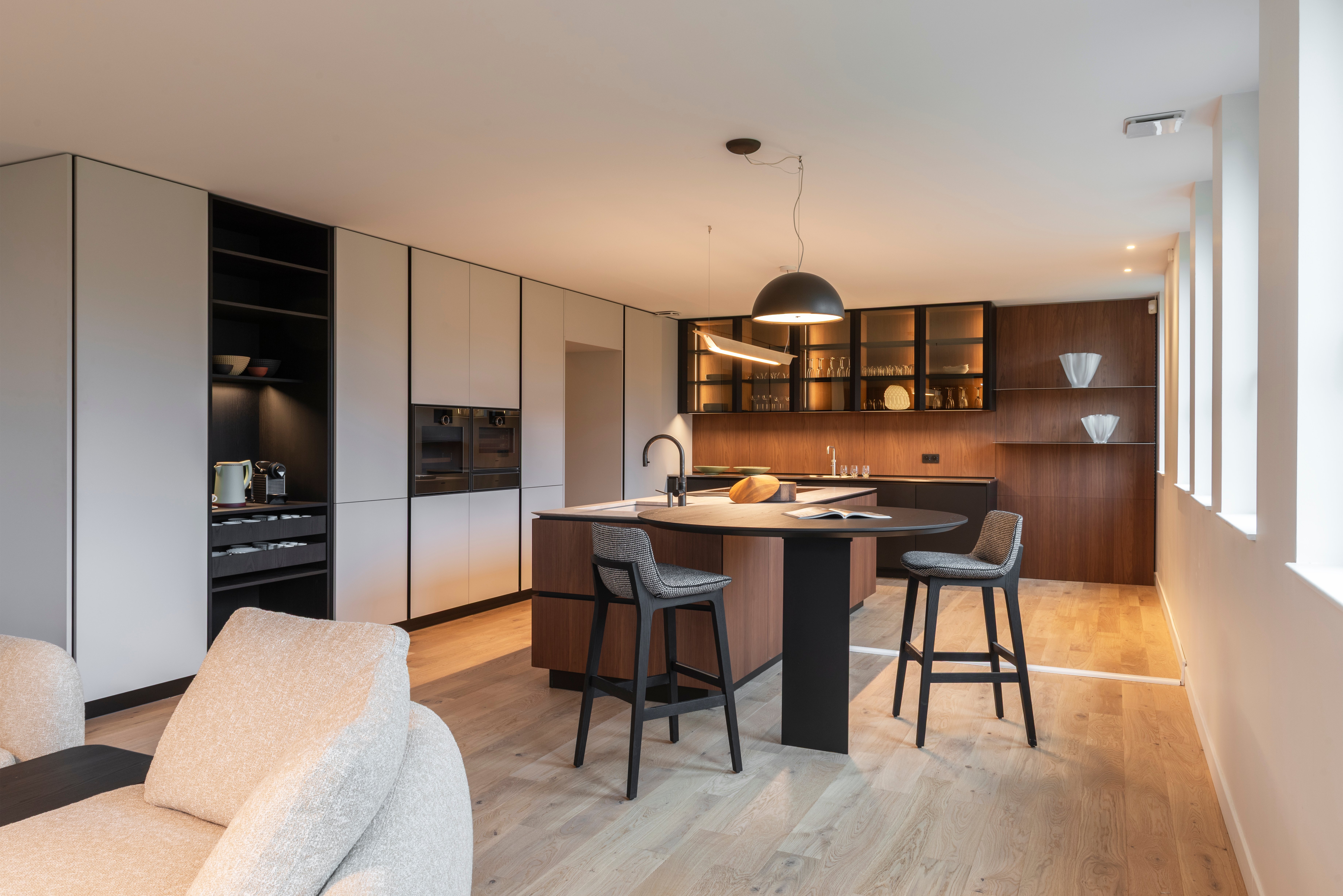 Mlle_Adele_Forma_Design_03.26_1-1