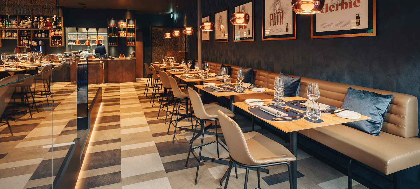 Salle de restaurant agencée par Forma Design