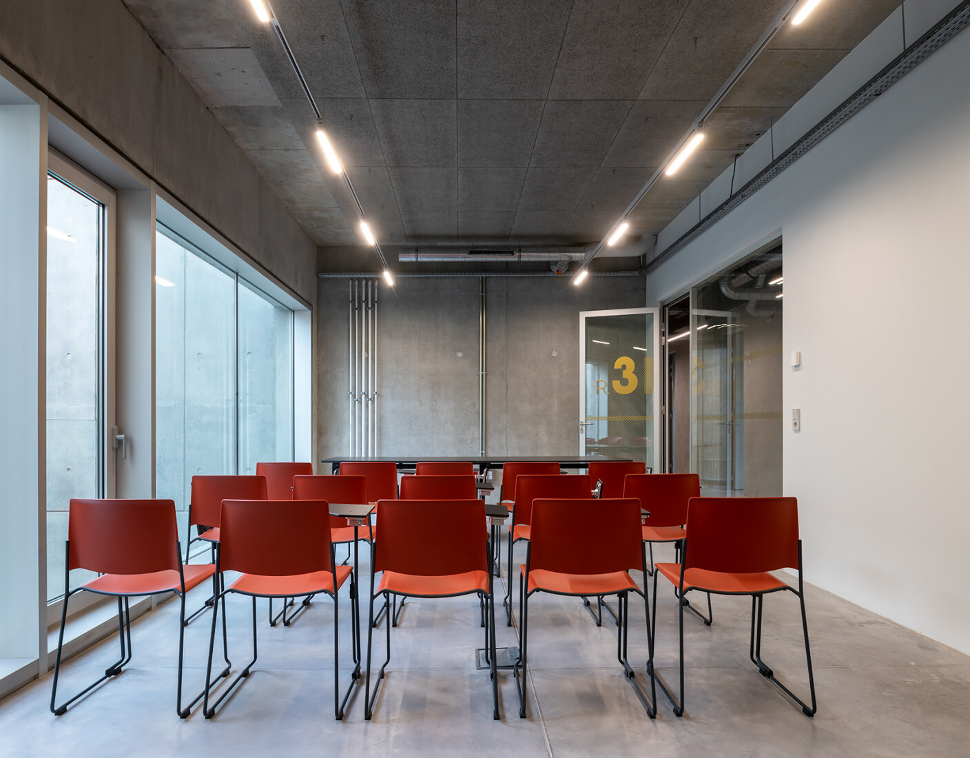 Aménagement du pole entreprise
